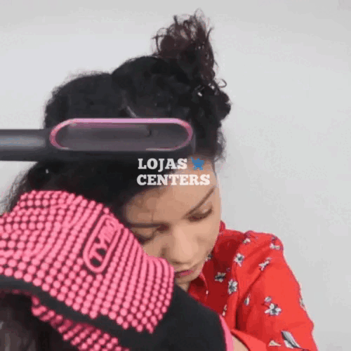 Escova Alisadora Bivolt 5 em 1 - Alisa, Hidrata, Modela, Alinha e Anti-Frizz Lojas Centers